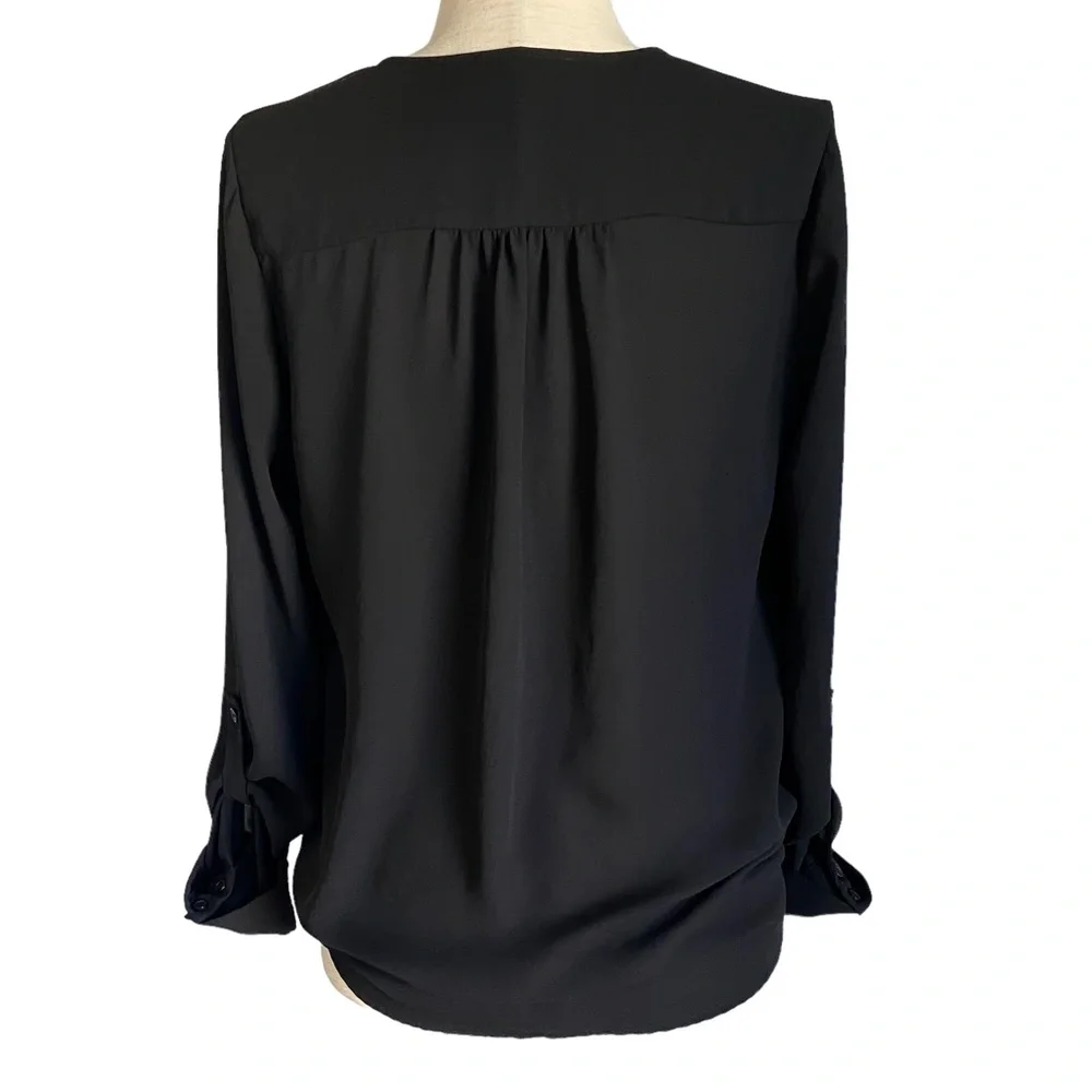 RO & DE Black Button Down Tie Front Blouse Size Small Modern Business Casual - Picture 5 of 7